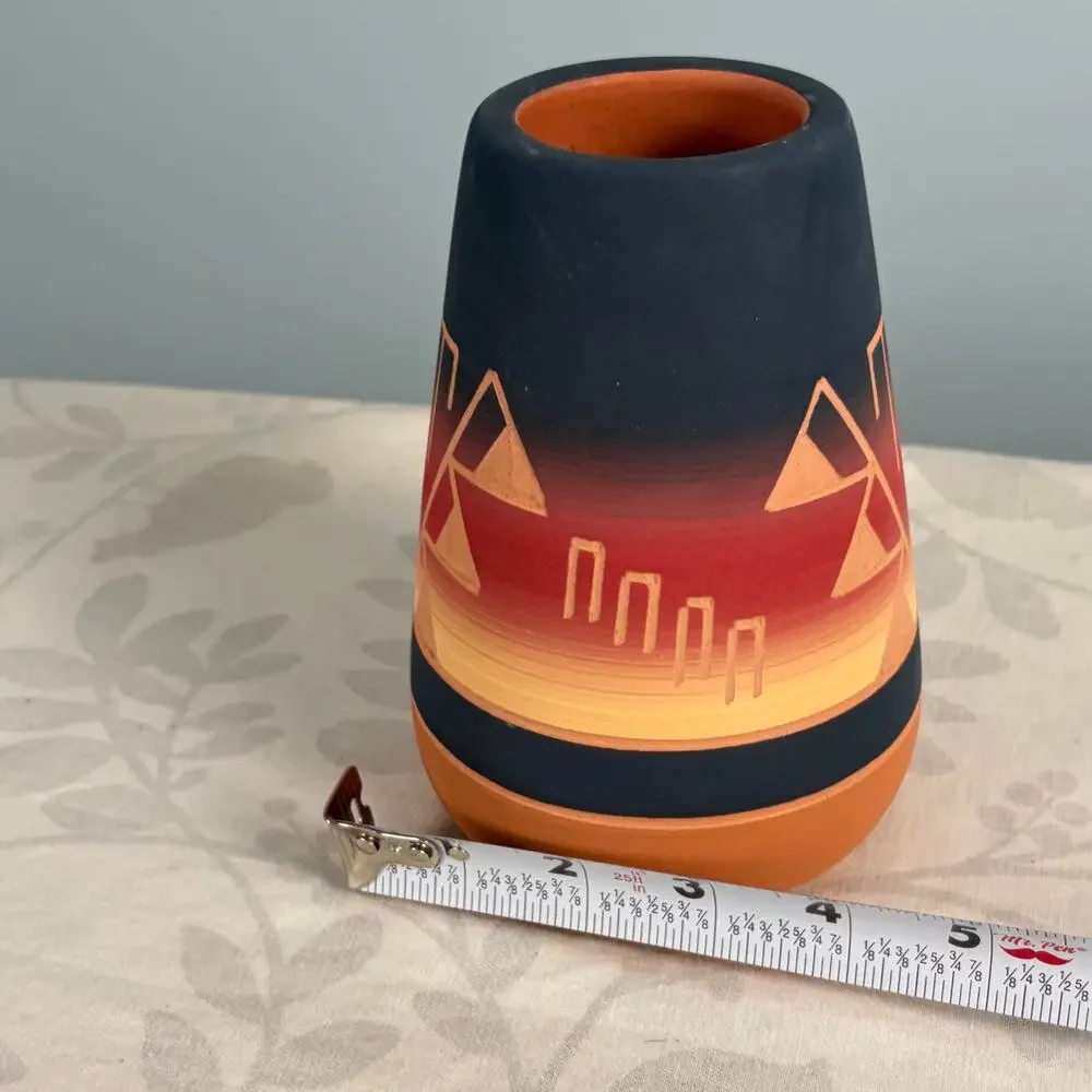 Jeanne High Elk Sioux Pottery Vase Signed Lakota Native American Art 6